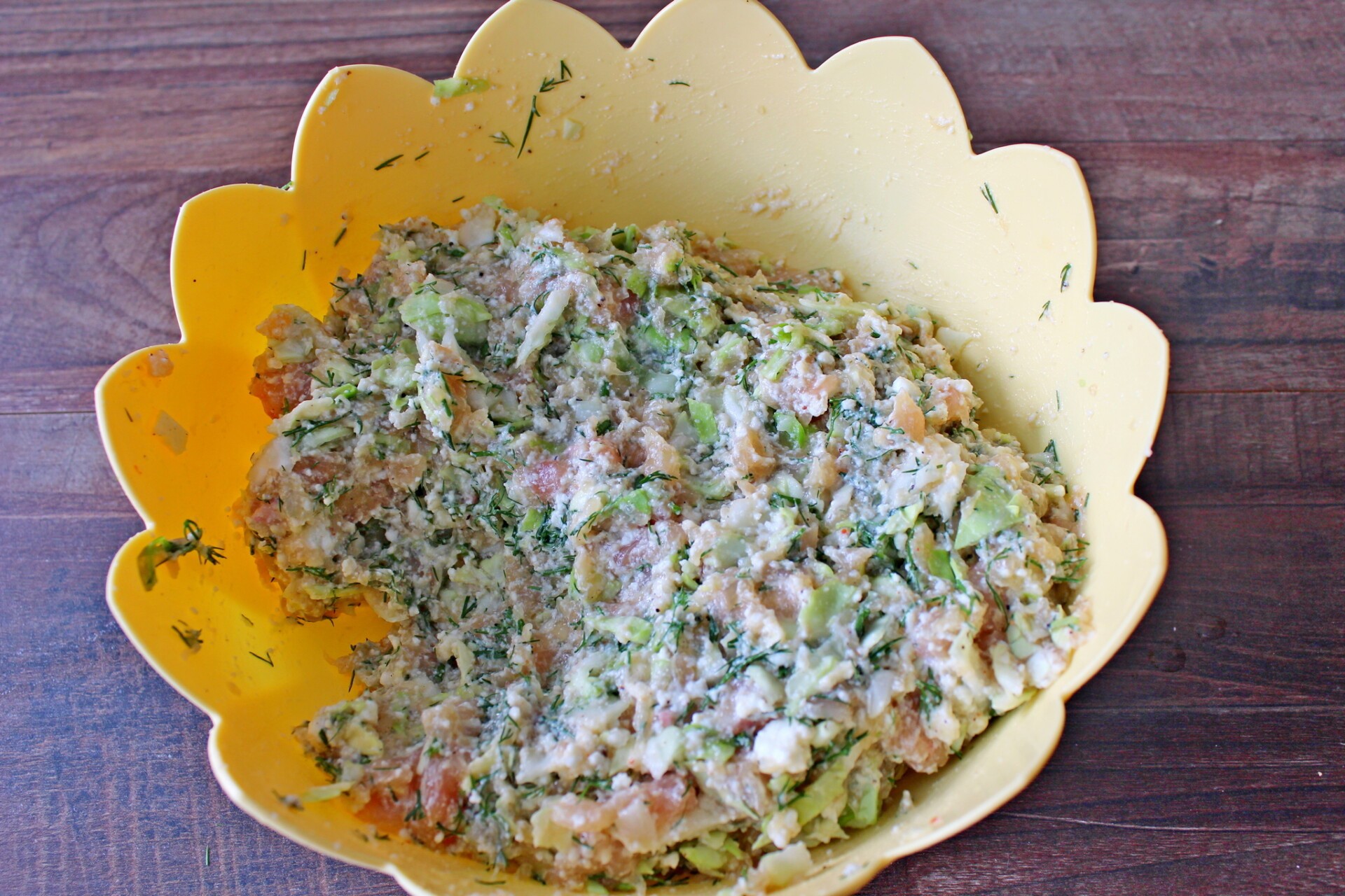 Шаг 6 приготовления Диетические куриные котлеты с капустой и творогом
