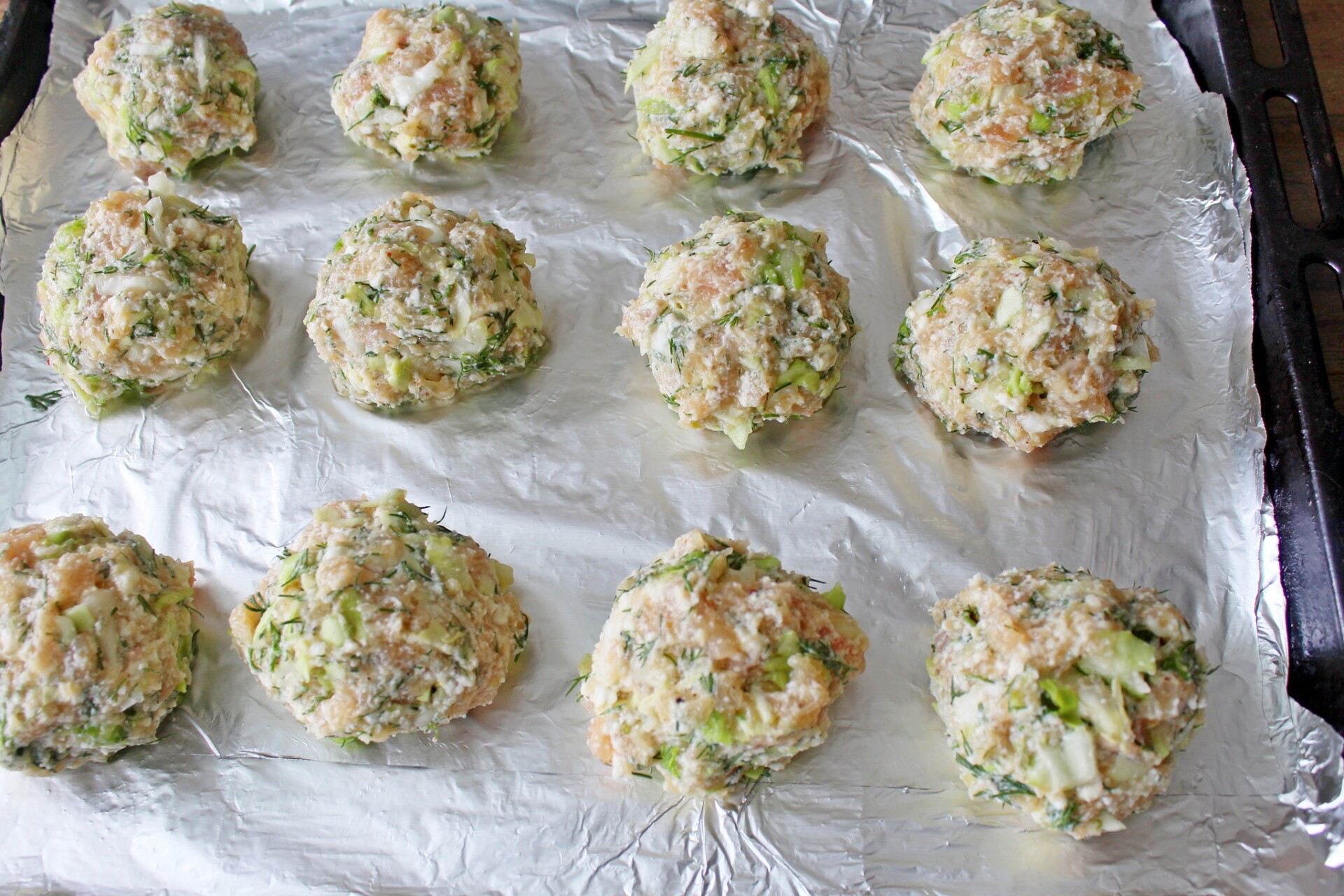 Шаг 7 приготовления Диетические куриные котлеты с капустой и творогом