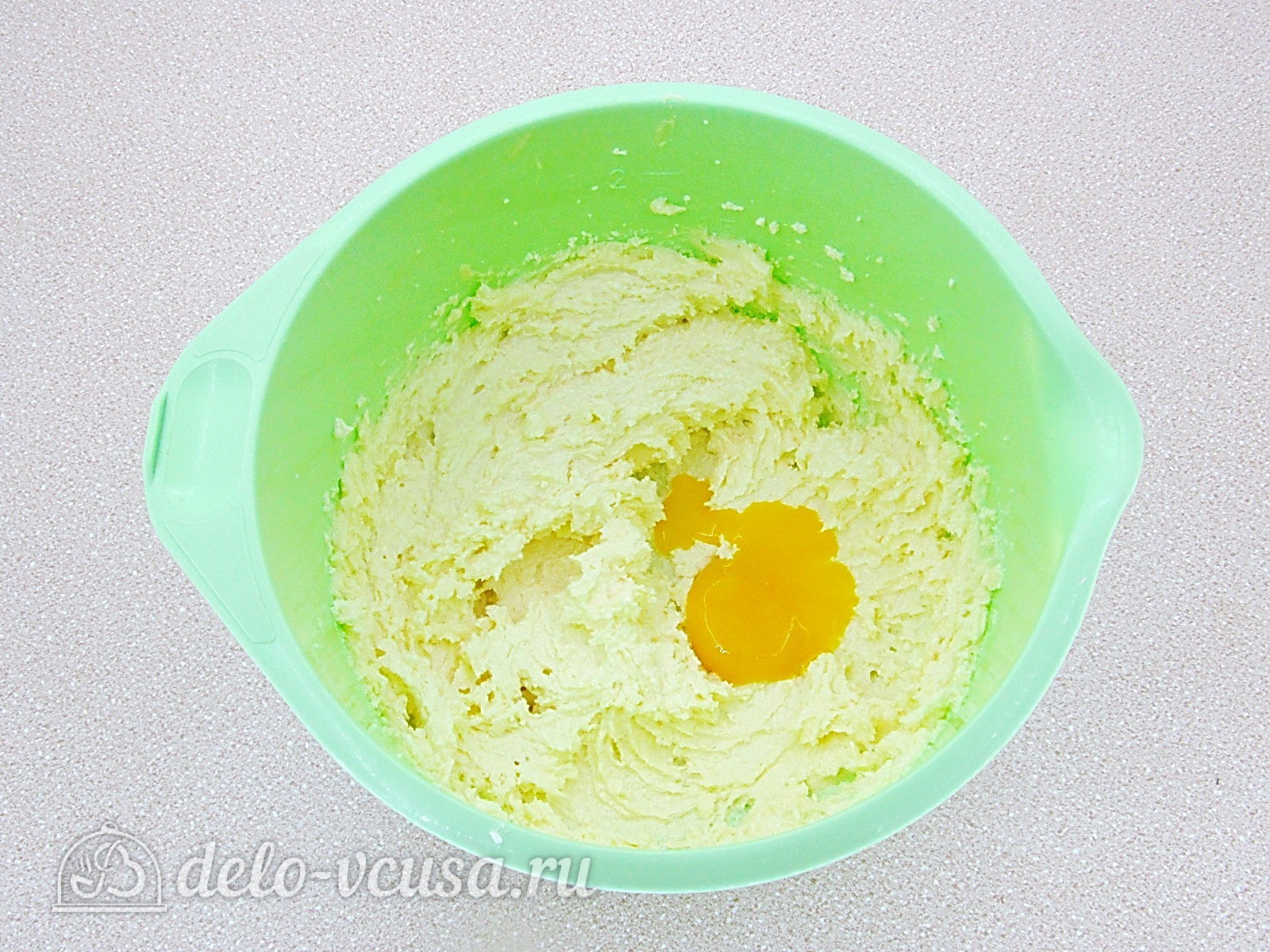 Шаг 3 приготовления Песочное печенье с кусочками шоколада