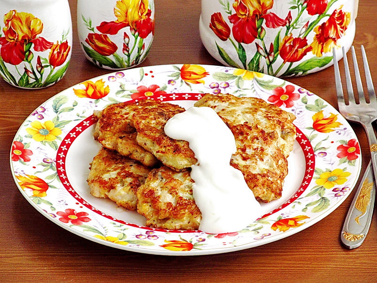 Обложка рецепта Оладьи из кабачков и курицы