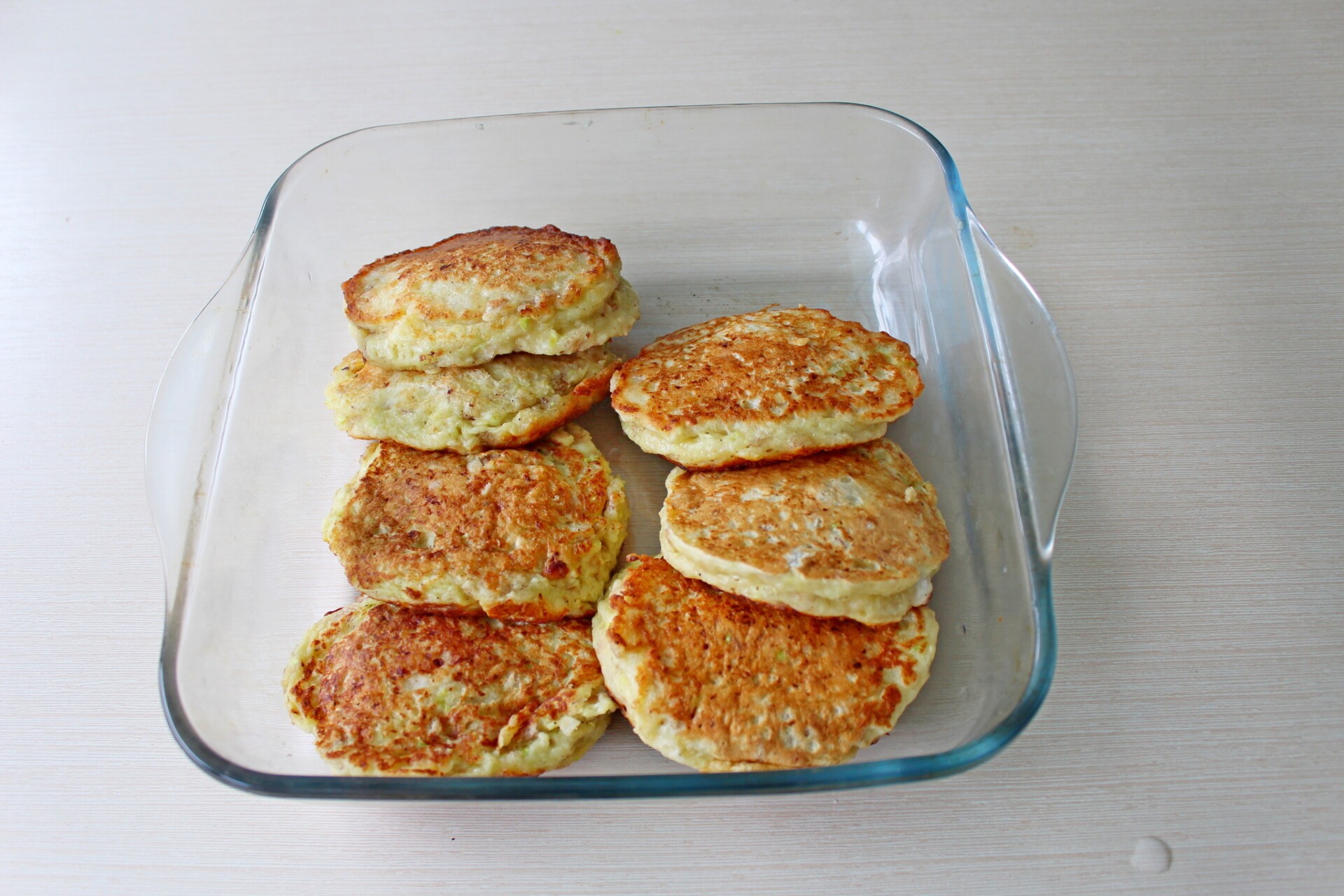Шаг 11 приготовления Колдуны из кабачков с куриным филе