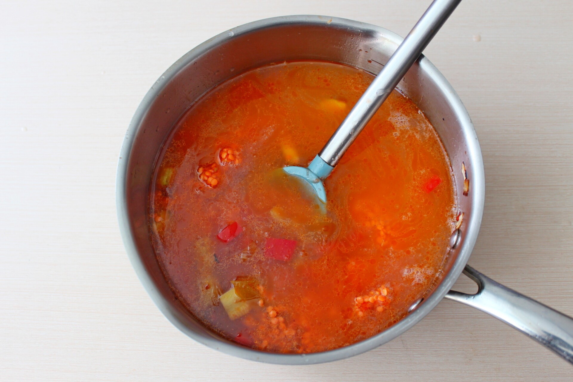 Шаг 7 приготовления Суп-пюре из чечевицы с овощами