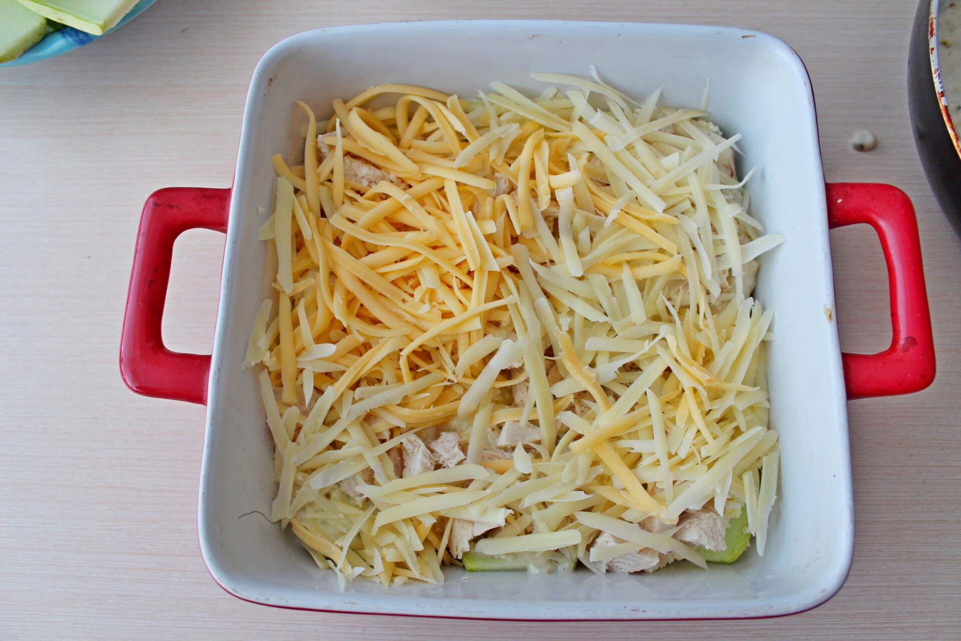 Шаг 14 приготовления Низкокалорийная лазанья из кабачков с курицей