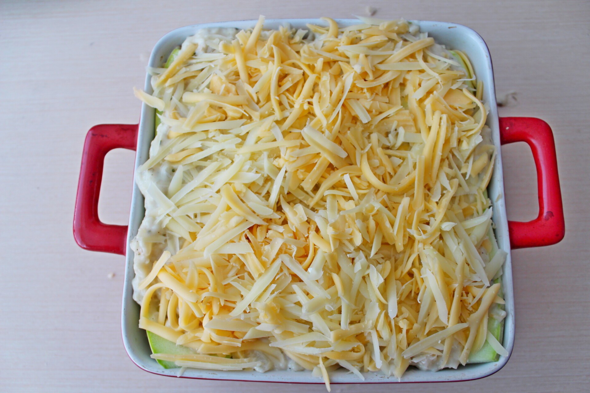Шаг 17 приготовления Низкокалорийная лазанья из кабачков с курицей