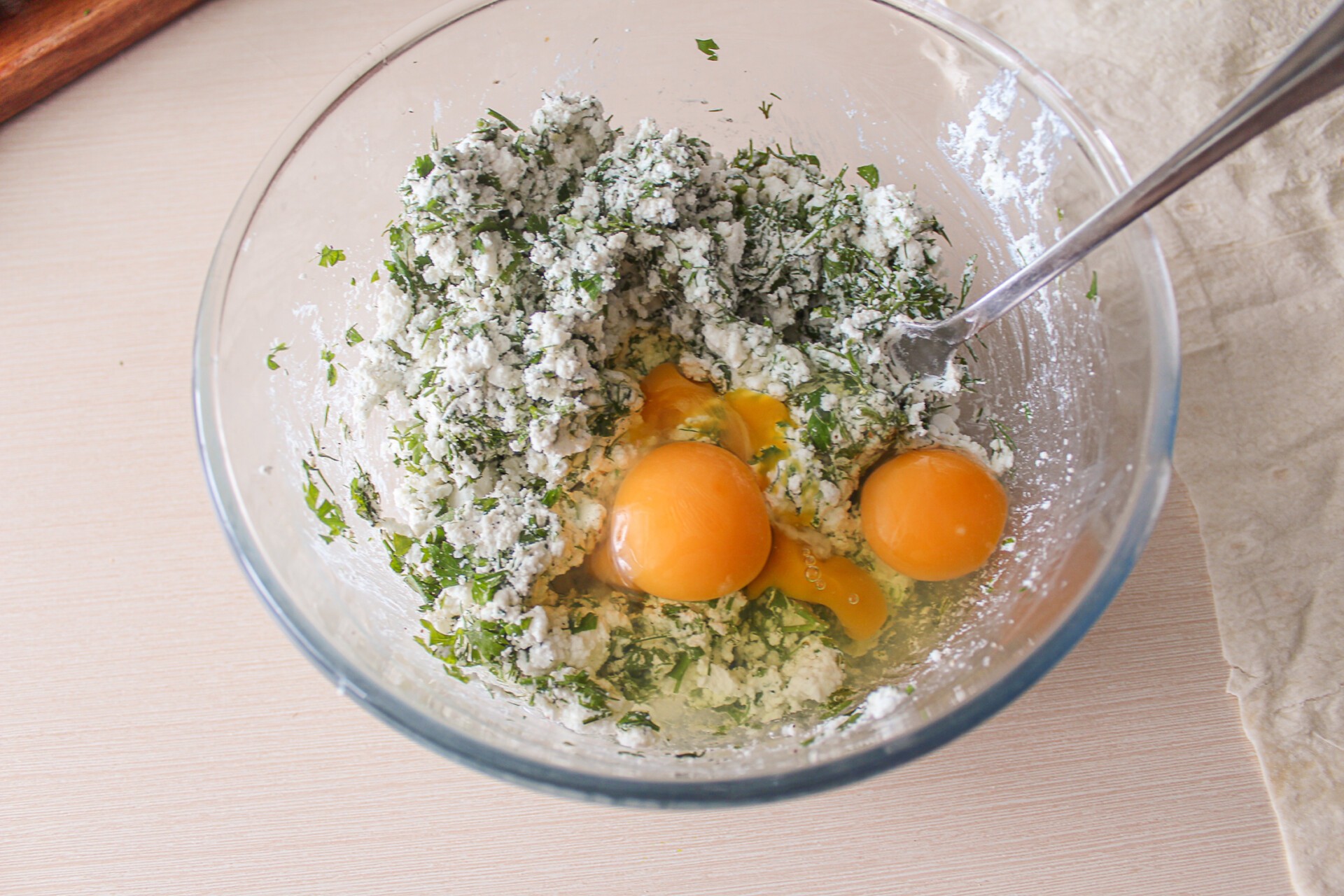 Шаг 3 приготовления Сигара бёрек (Sigara börek) из лаваша