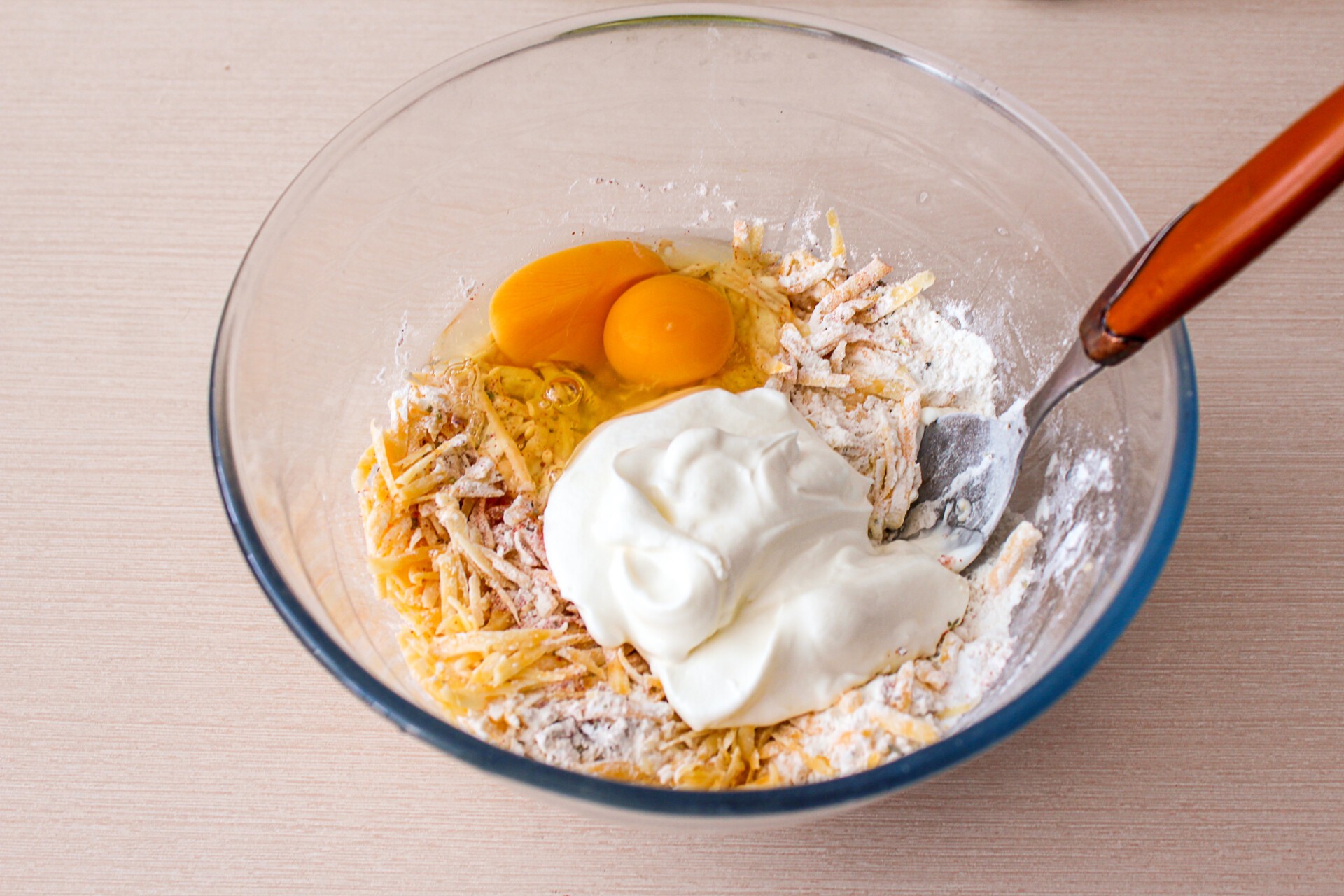 Шаг 3 приготовления Пирог с кабачками и сыром
