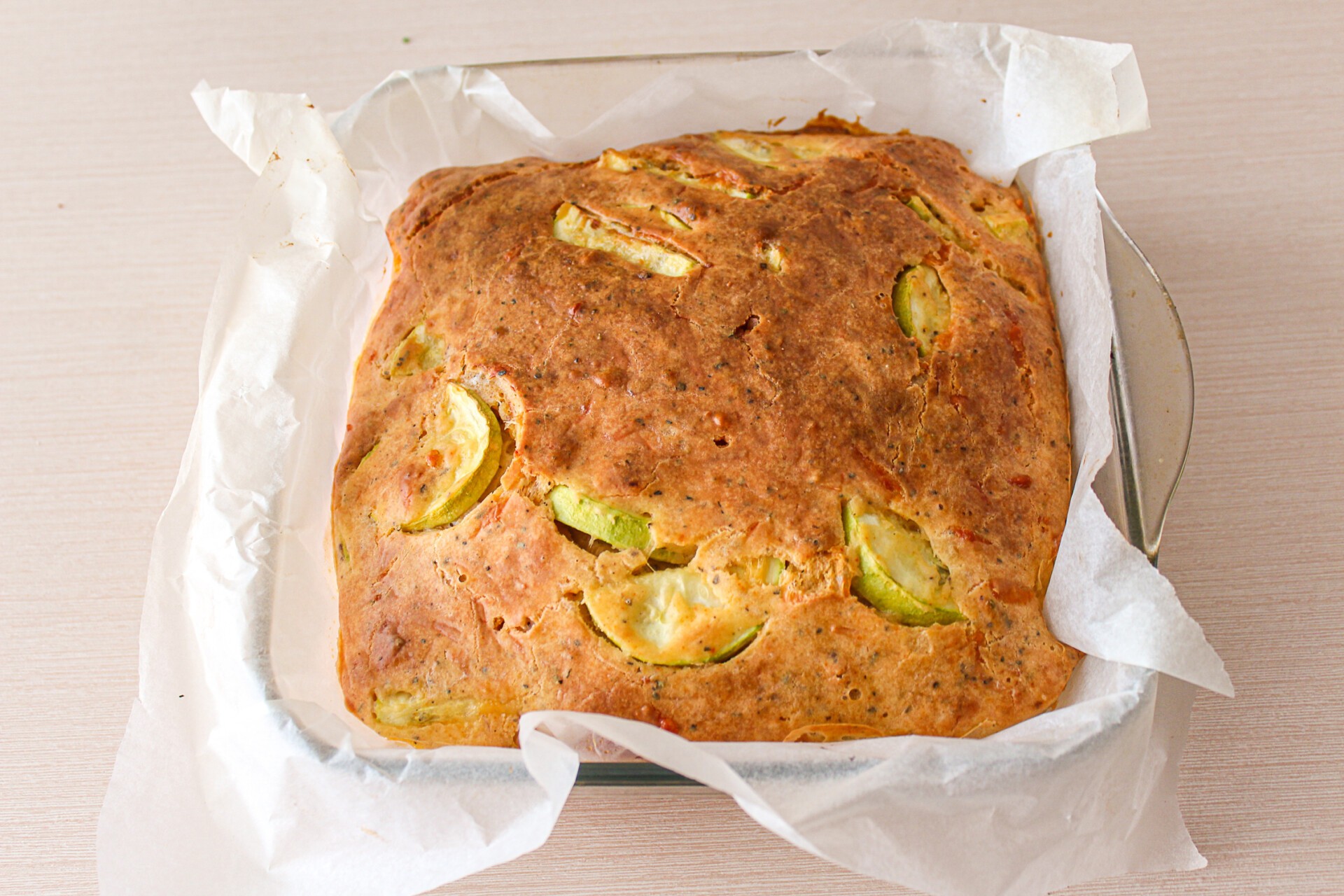 Шаг 7 приготовления Пирог с кабачками и сыром
