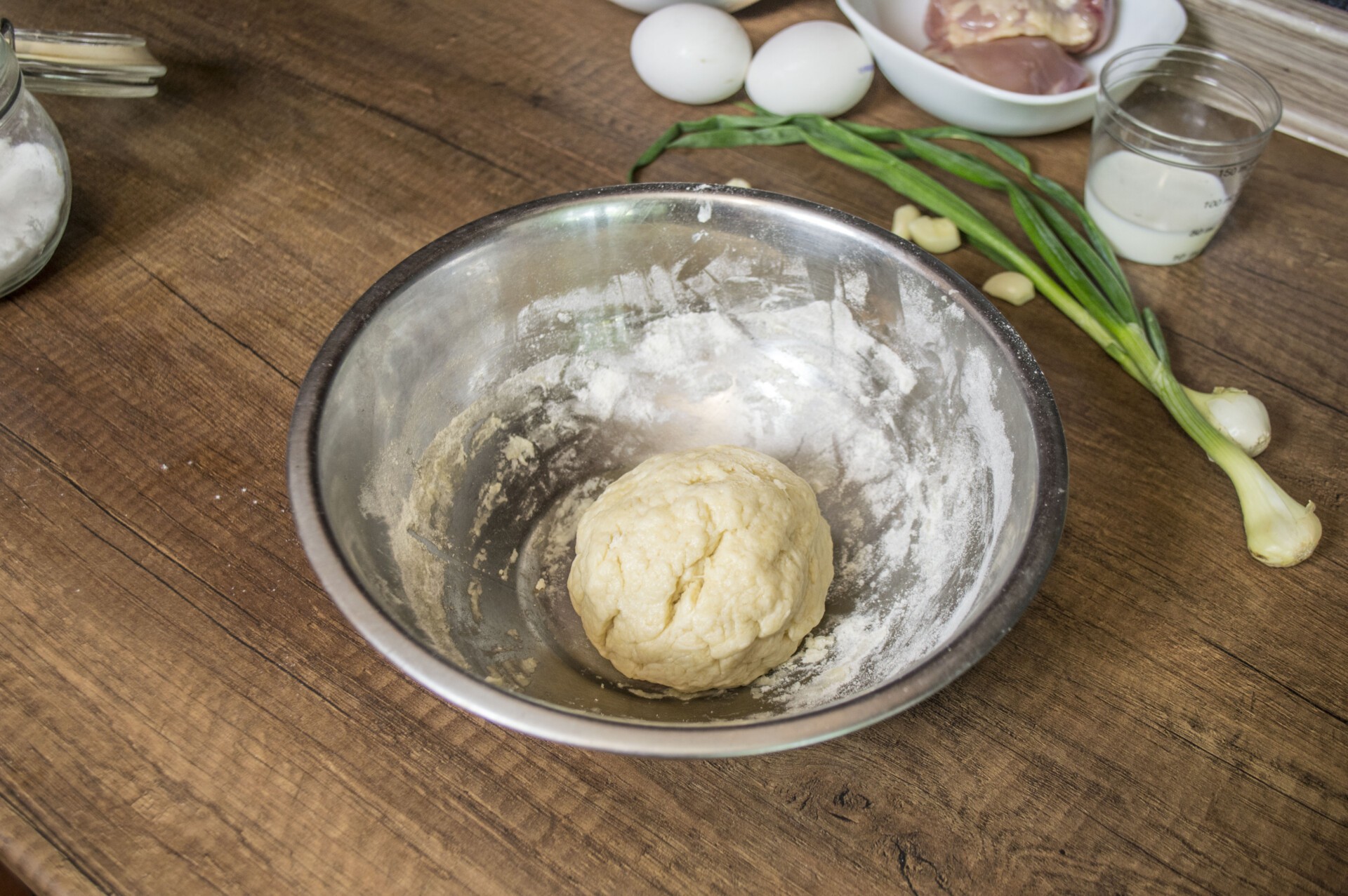 Шаг 1 приготовления Киш с курицей и шампиньонами