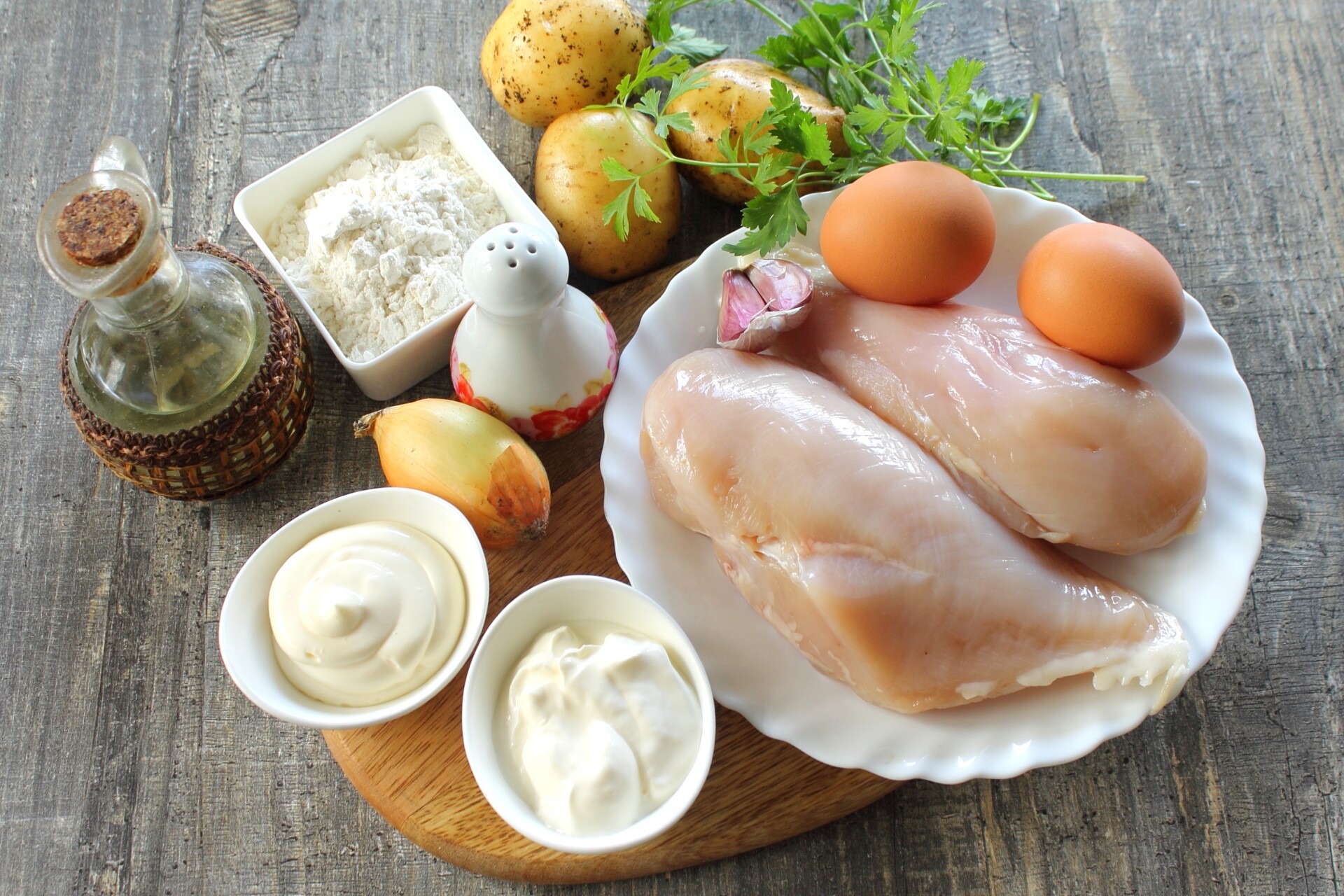 Ингредиенты Куриные отбивные в картофельном кляре Фото ингредиенты Куриные отбивные в картофельном кляре