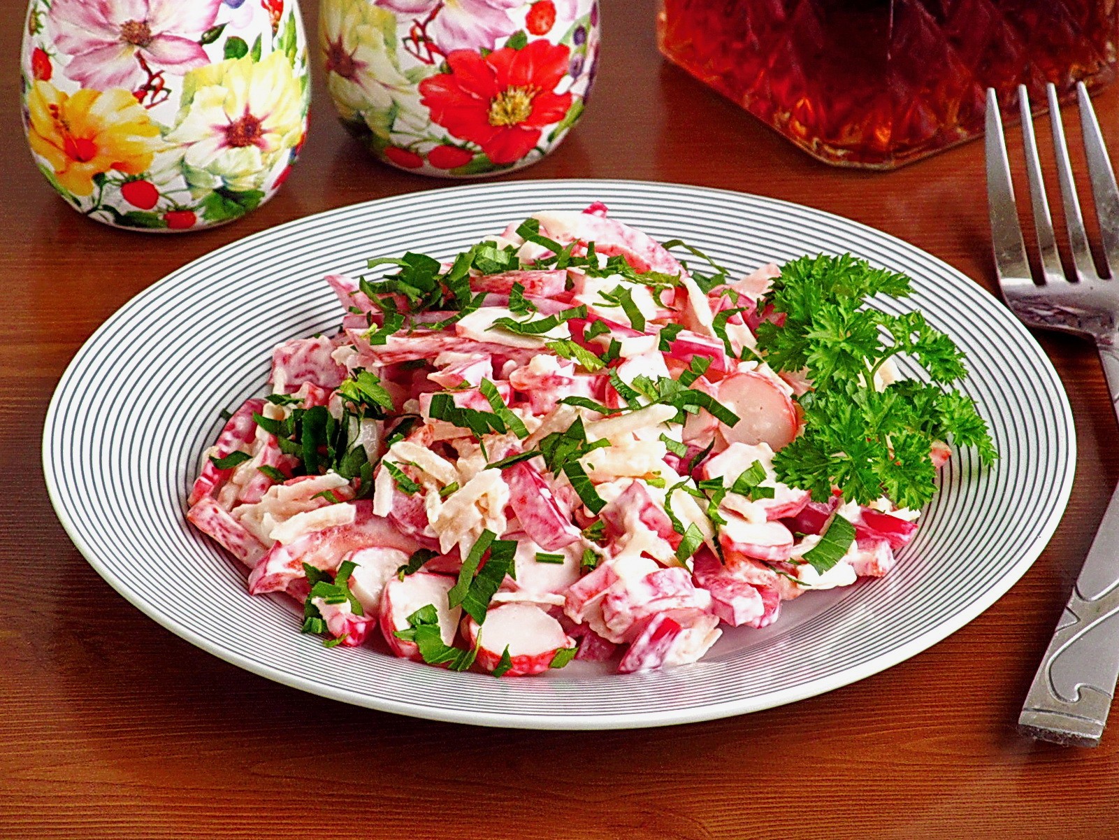 Обложка рецепта Экспресс-салат с крабовыми палочками
