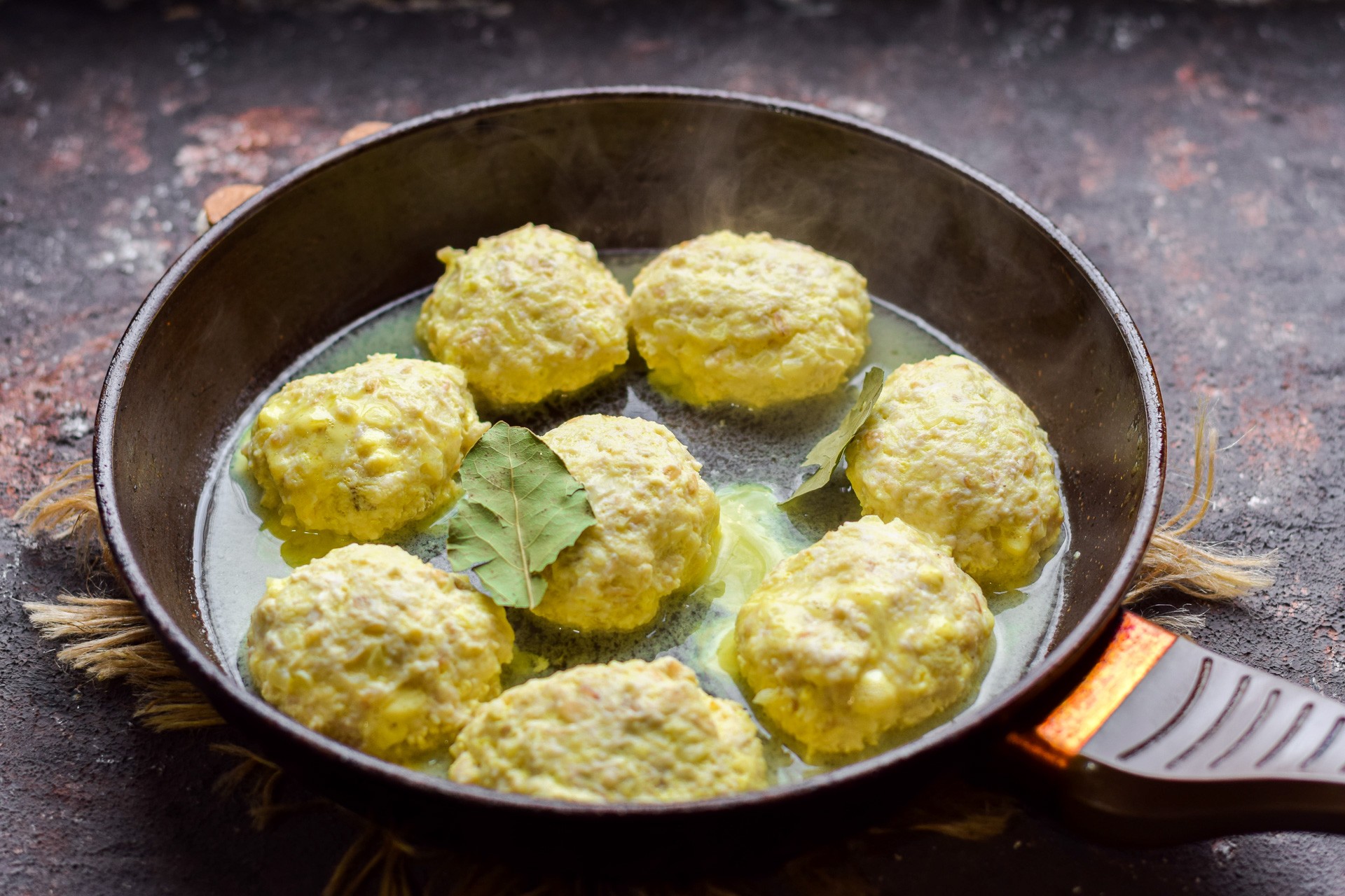 Шаг 7 приготовления Диетические куриные котлеты с овсянкой
