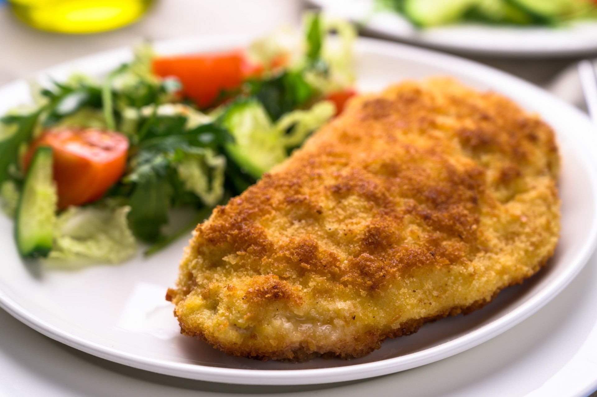 Шаг 14 приготовления "Кордон блю" из курицы с ветчиной и сыром