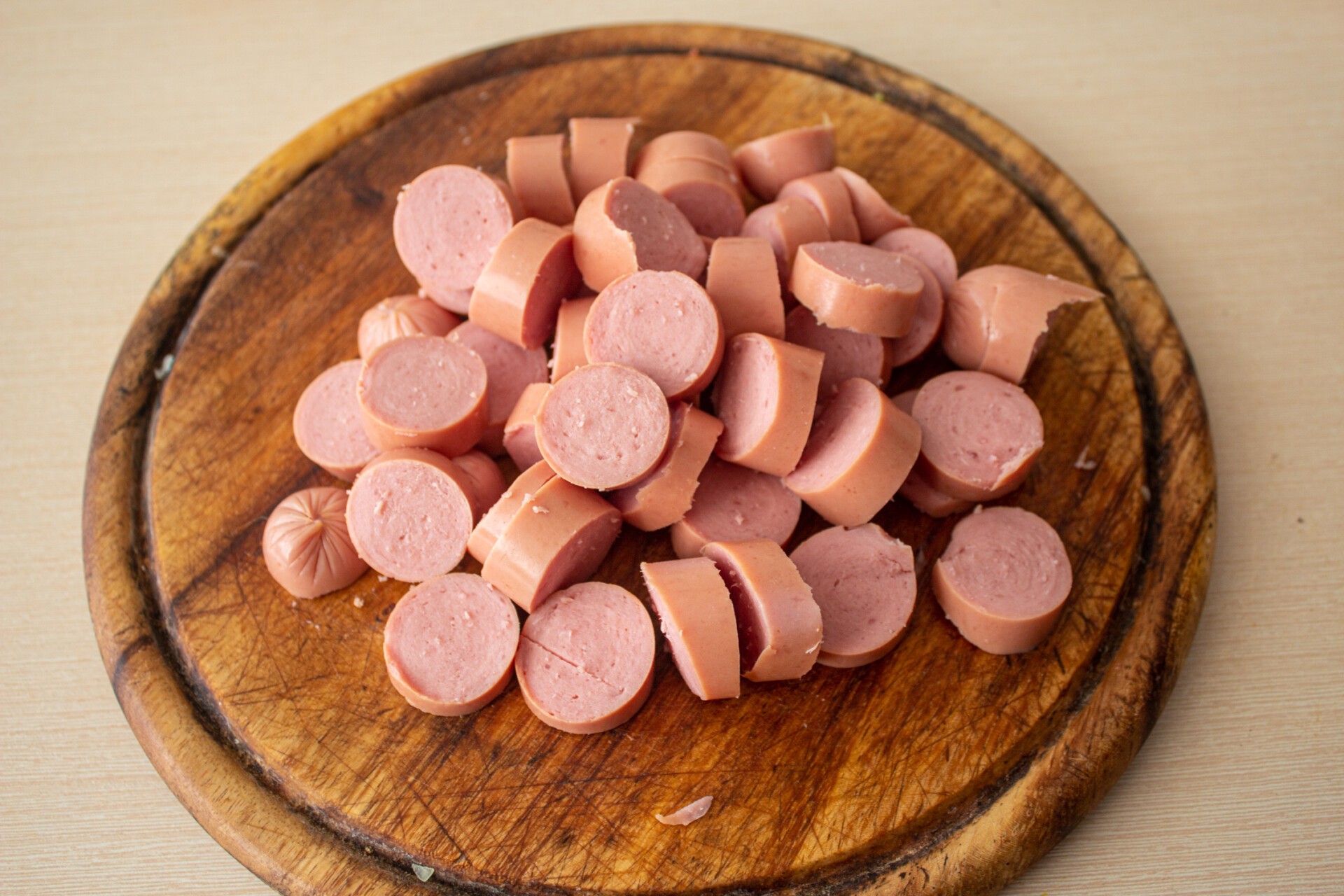 Шаг 4 приготовления Овощное рагу с сосисками и картошкой