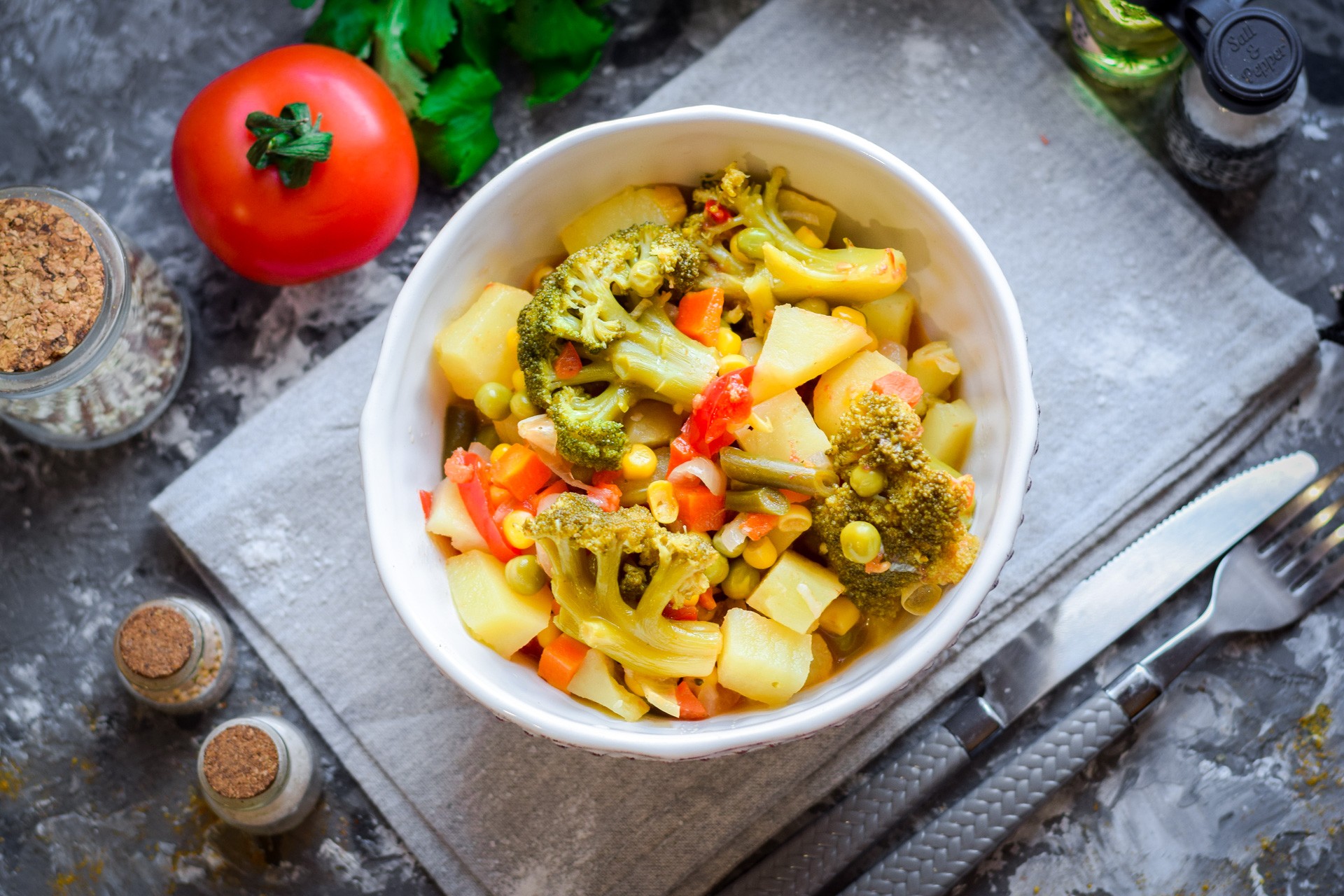 Шаг 6 приготовления Овощное рагу с брокколи и картошкой