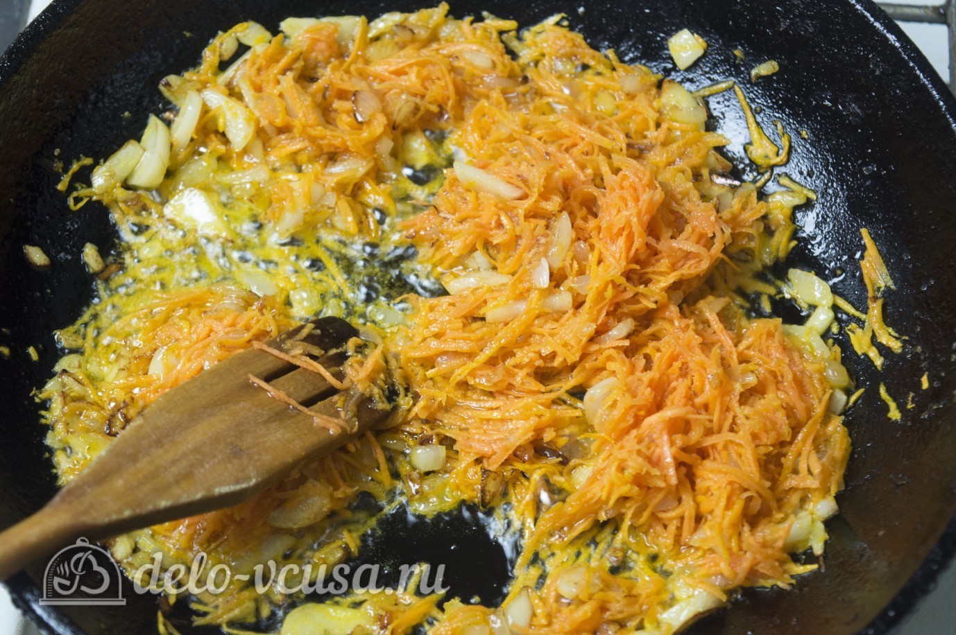 Шаг 3 приготовления Рис с куриными ножками в духовке