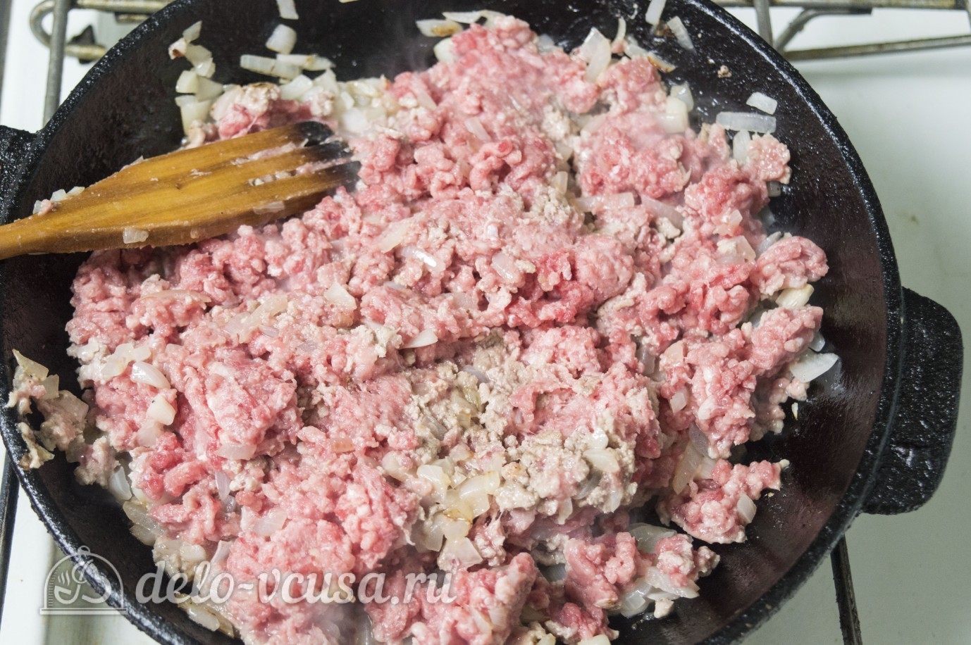 Шаг 2 приготовления Запеканка из макарон с фаршем