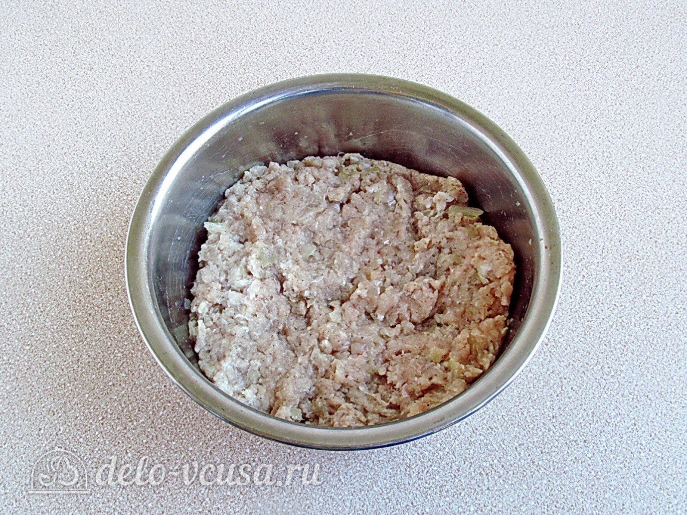 Шаг 3 приготовления Чебуреки на кефире с мясом