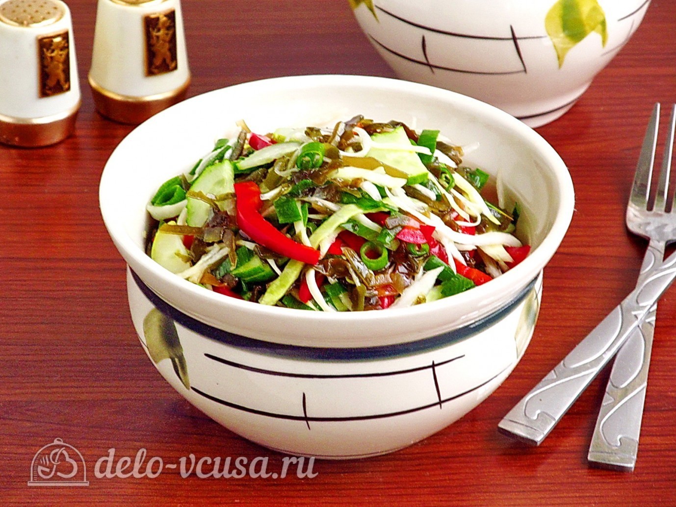 Обложка рецепта Салат из морской капусты с овощами
