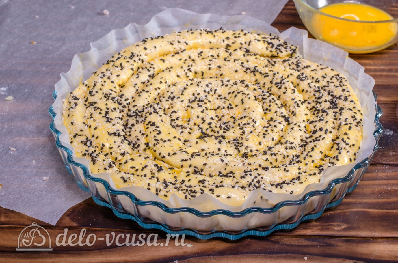 Шаг 9 приготовления Пирог улитка с сыром и ветчиной