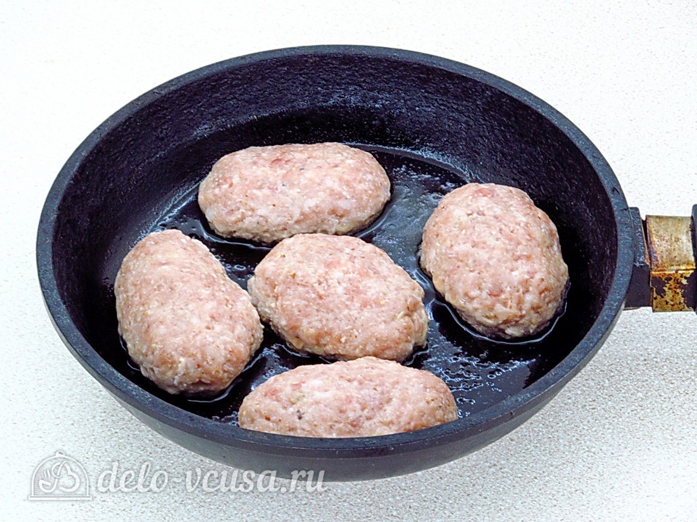 Шаг 6 приготовления Котлеты из свинины с орехами