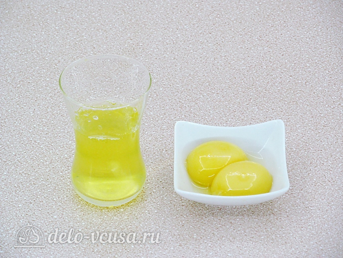 Шаг 1 приготовления Блины с яблоками и брусникой