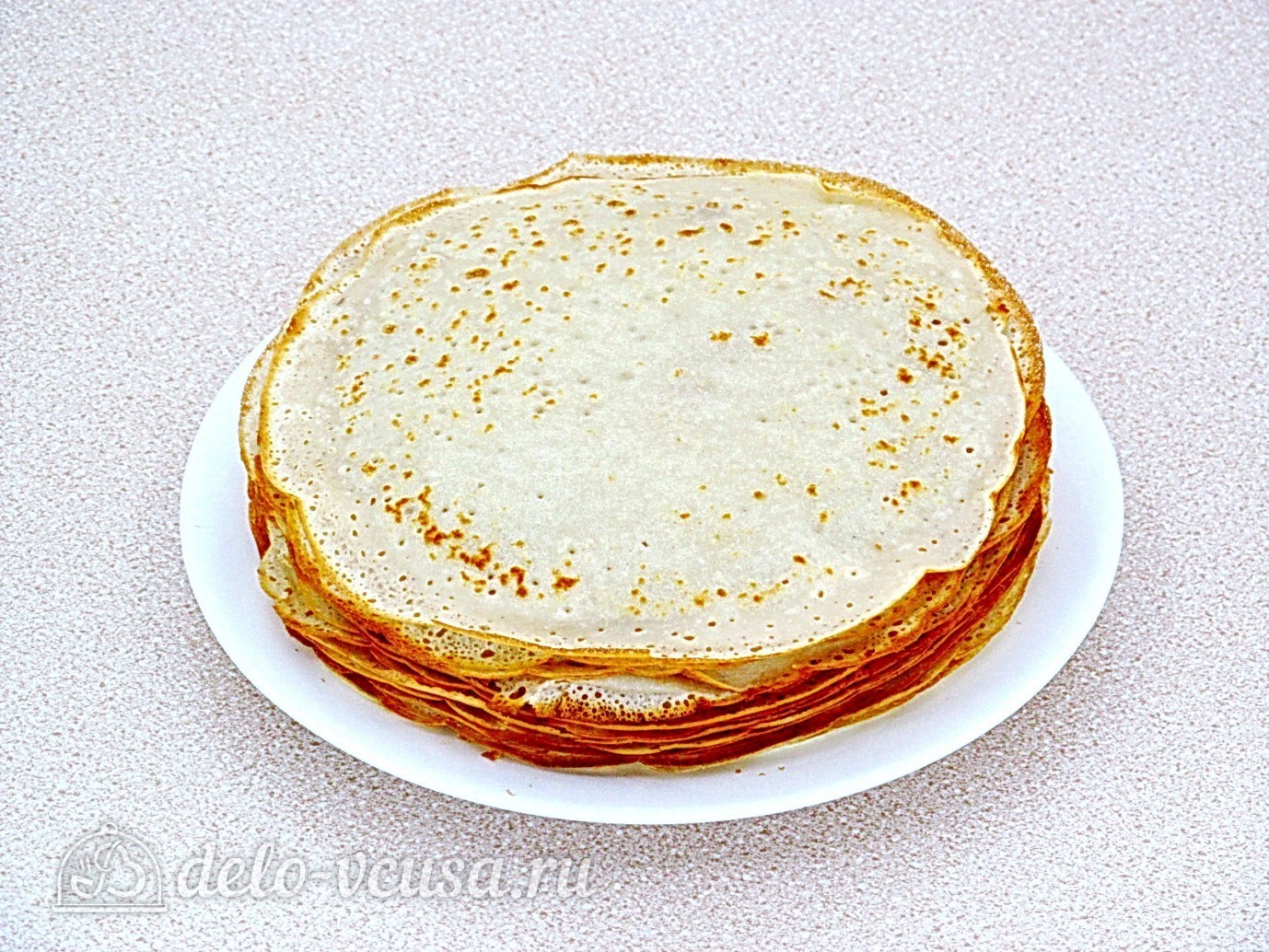 Шаг 13 приготовления Блины с яблоками и брусникой