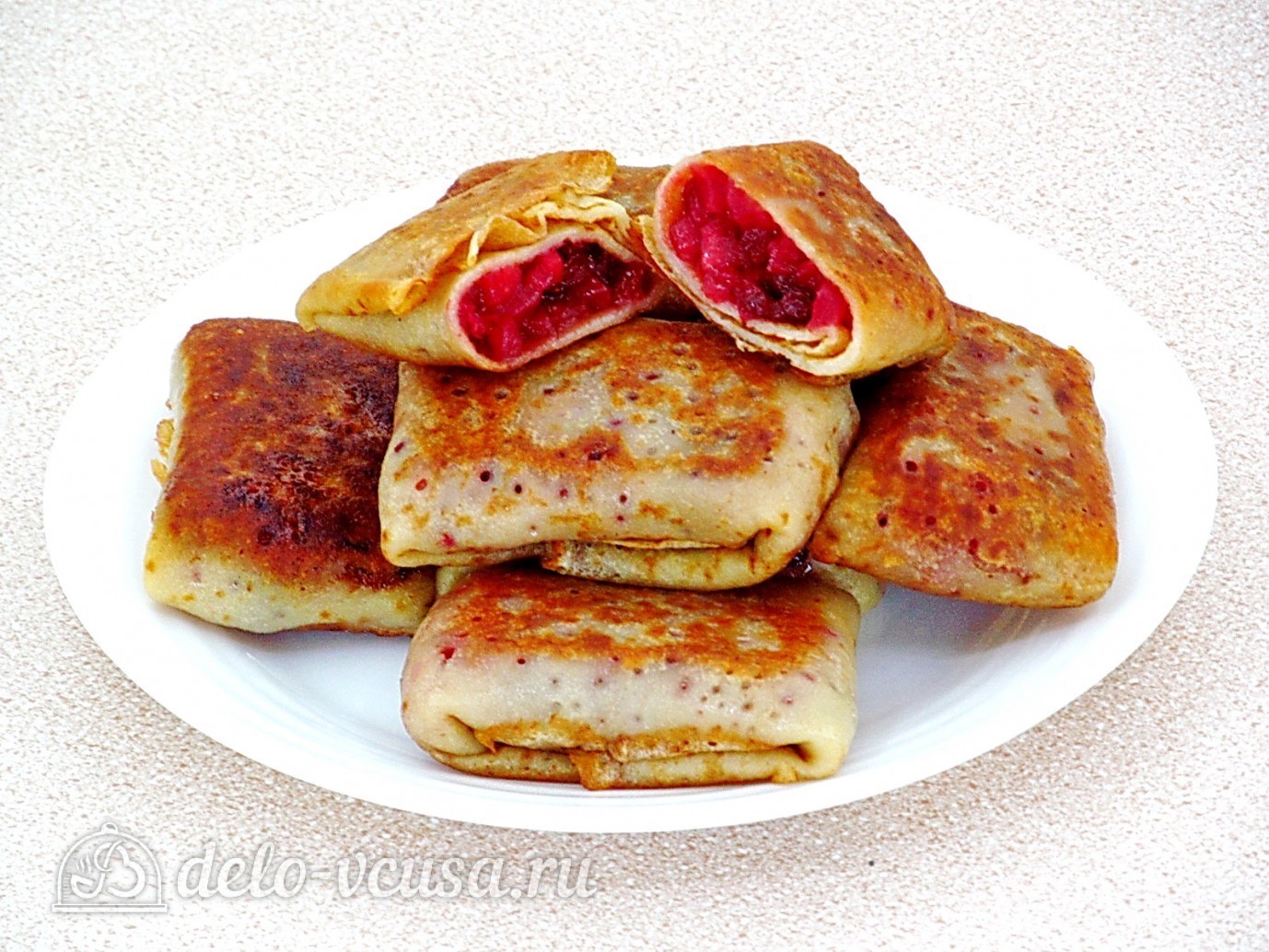 Шаг 20 приготовления Блины с яблоками и брусникой