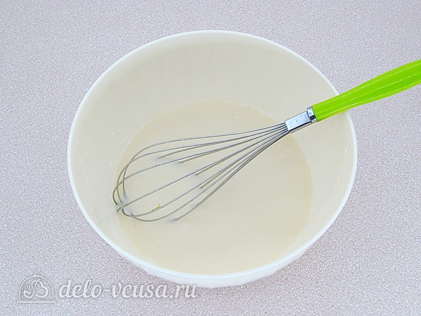 Шаг 4 приготовления Блины с яблоками и брусникой