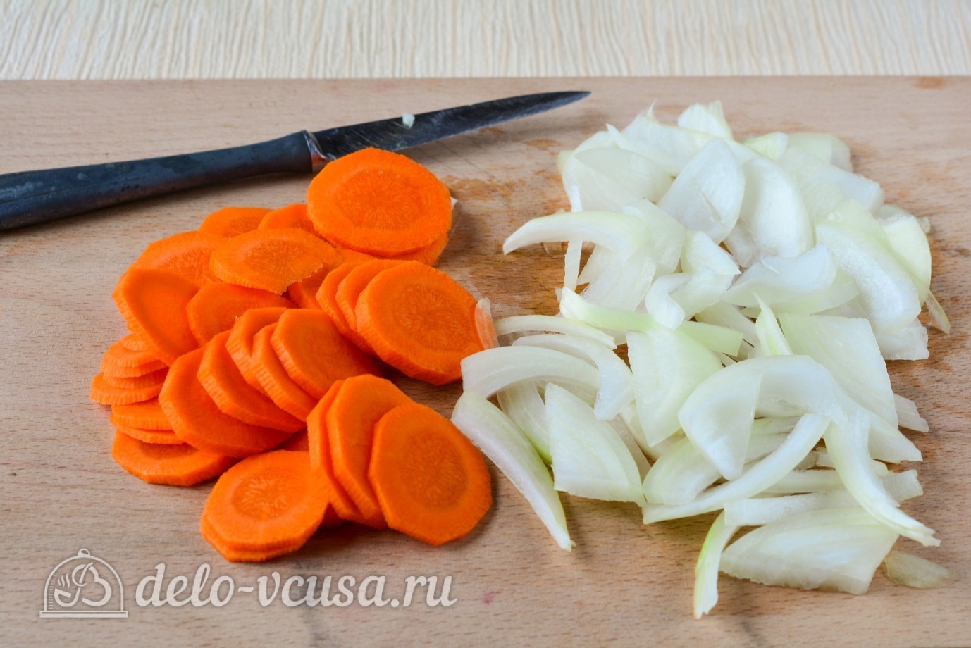 Шаг 1 приготовления Скумбрия с картошкой в духовке