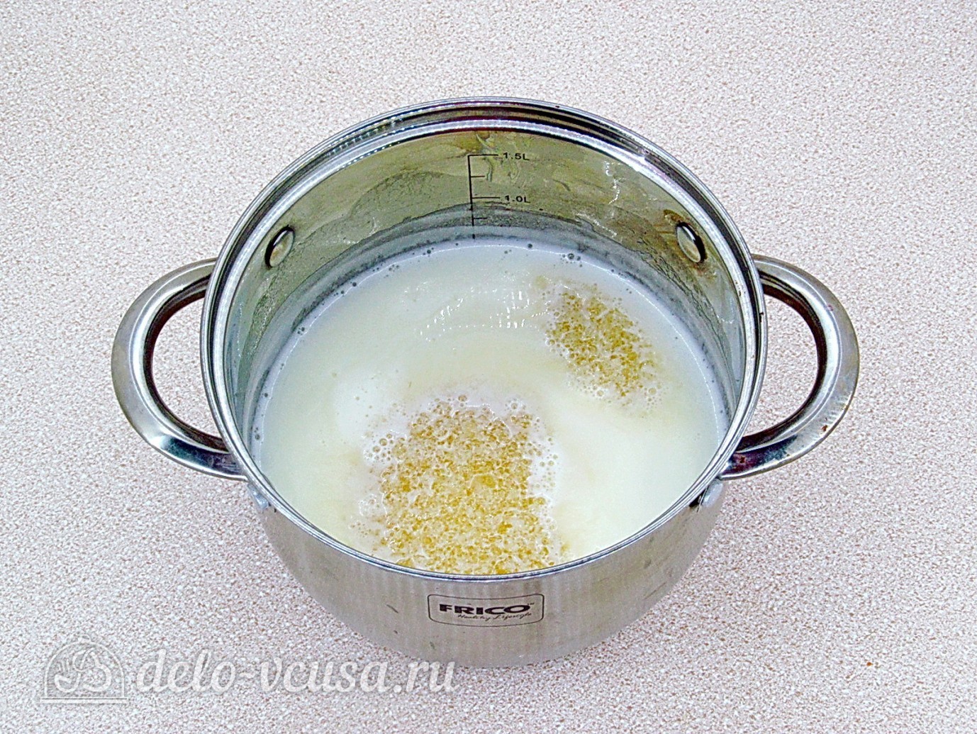 Шаг 10 приготовления Молочное желе с клюквой