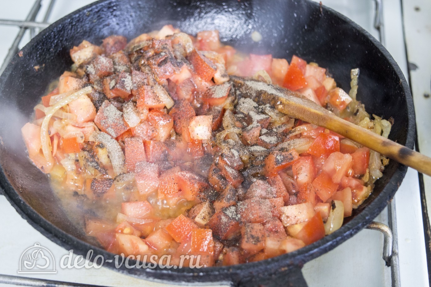 Шаг 4 приготовления Курица с помидорами в сливках