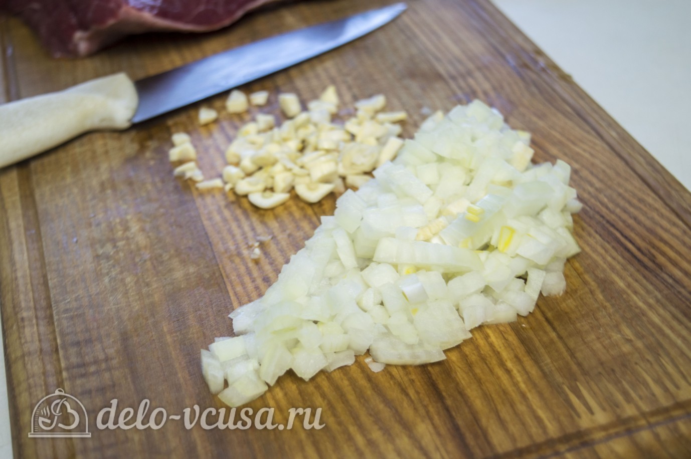 Шаг 1 приготовления Мясо с фасолью в томатном соусе