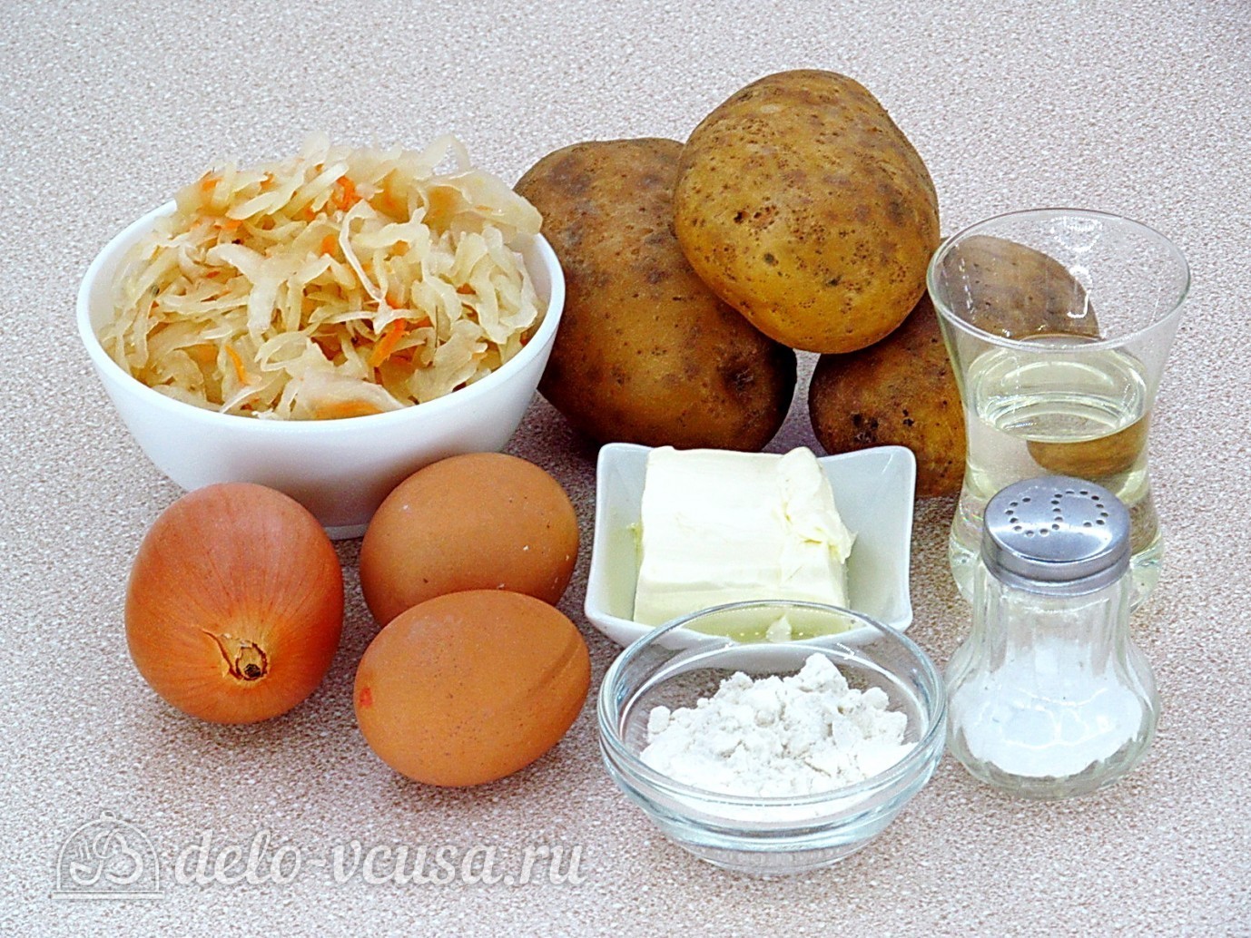 Ингредиенты Картофельные зразы с квашеной капустой Фото ингредиенты Картофельные зразы с квашеной капустой