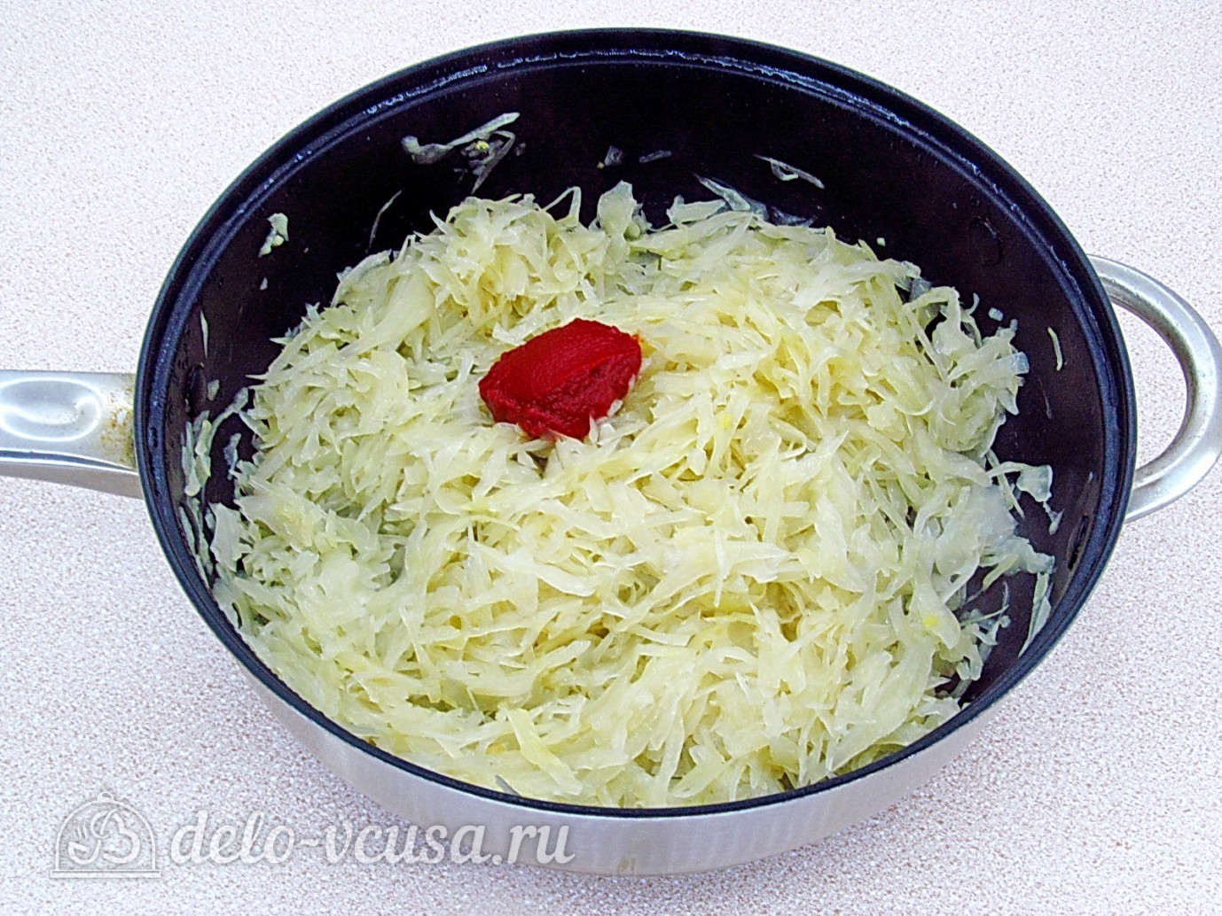 Шаг 10 приготовления Рыба, запеченная с капустой