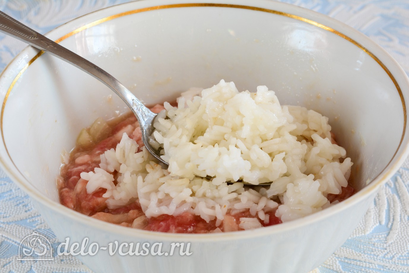 Шаг 4 приготовления Ежики из фарша с рисом