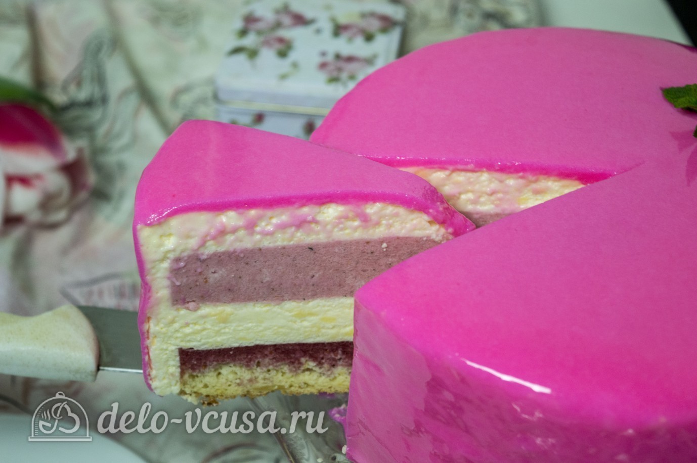 Шаг 31 приготовления Лимонно-клубничный муссовый торт