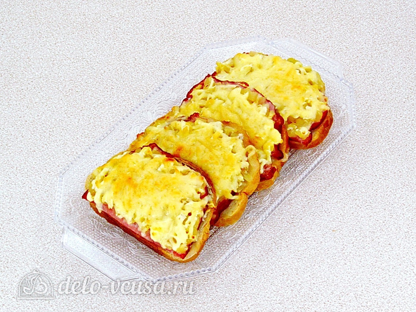 Шаг 11 приготовления Горячие бутерброды с ананасом