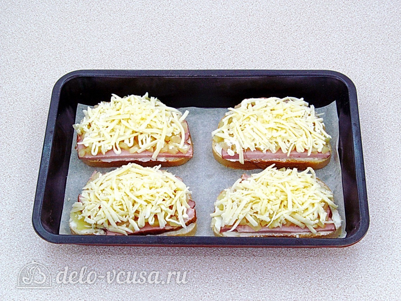 Шаг 9 приготовления Горячие бутерброды с ананасом