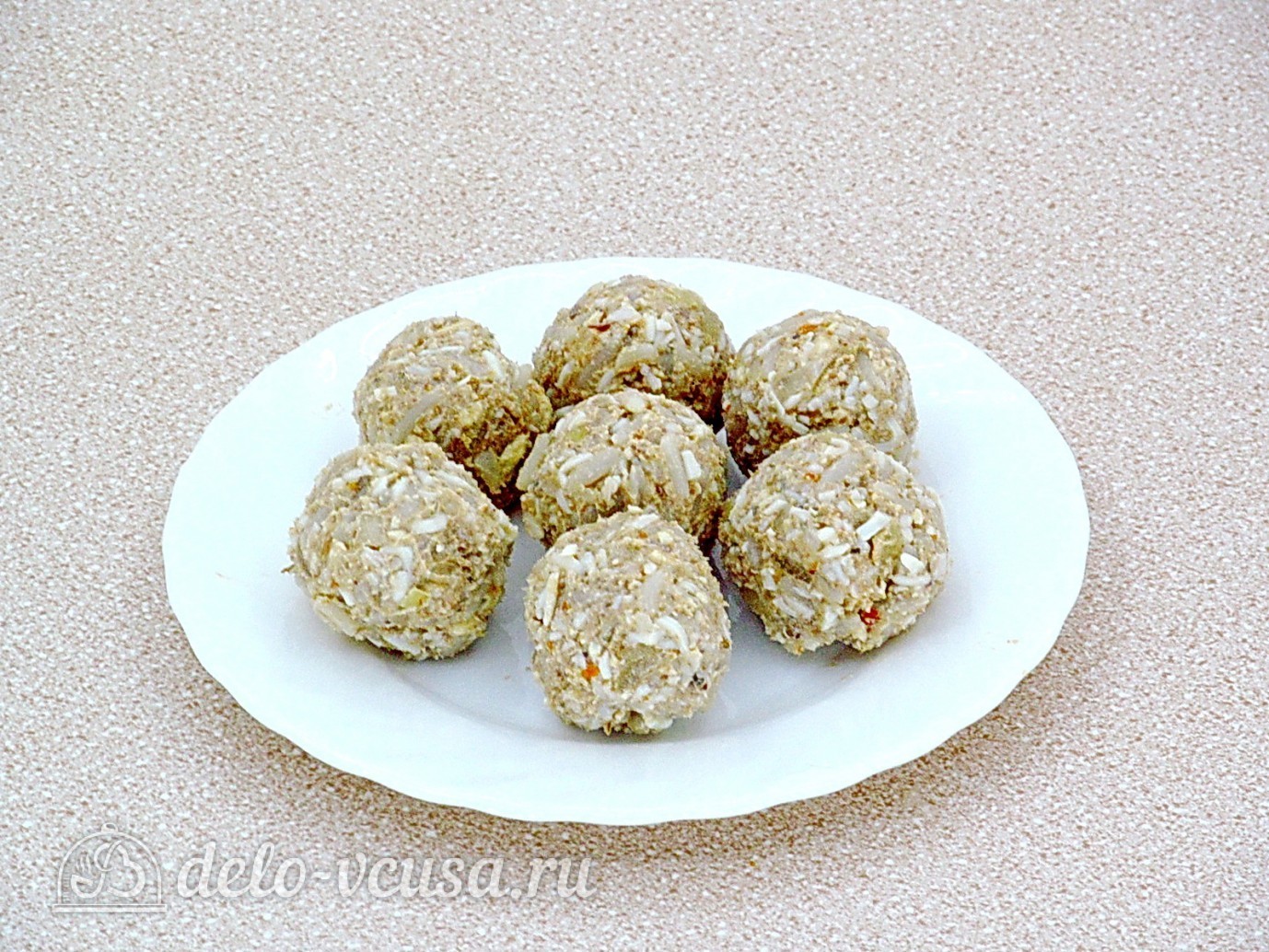 Шаг 6 приготовления Рисовые шарики со шпротами