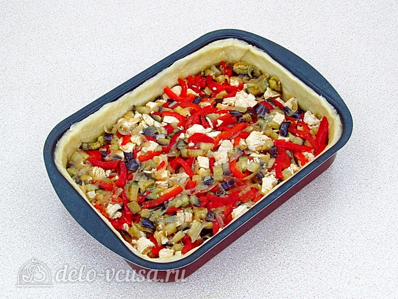 Шаг 12 приготовления Пирог с баклажанами и куриным мясом