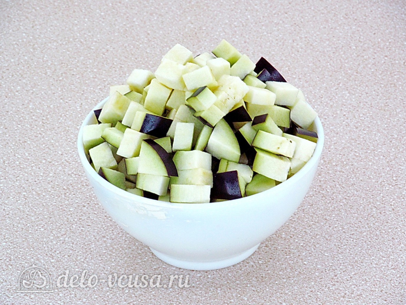 Шаг 7 приготовления Пирог с баклажанами и куриным мясом