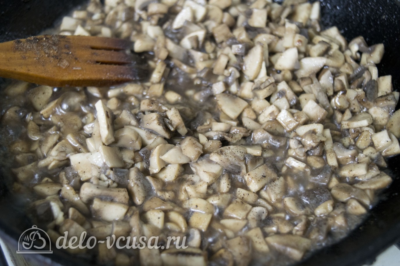 Шаг 10 приготовления Блины с грибами и мясом