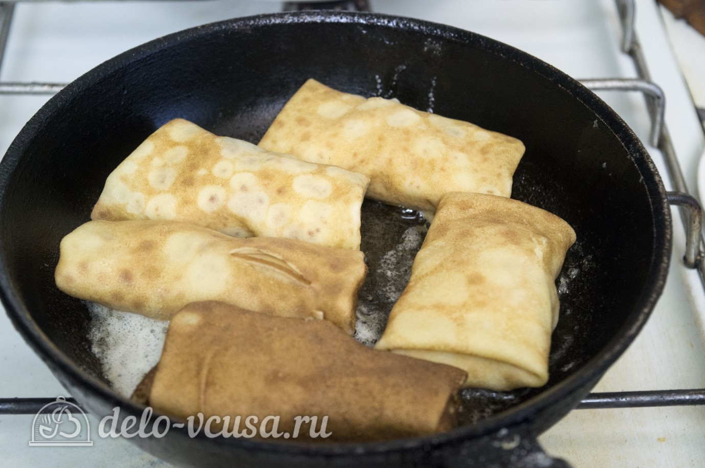 Шаг 16 приготовления Блины с грибами и мясом