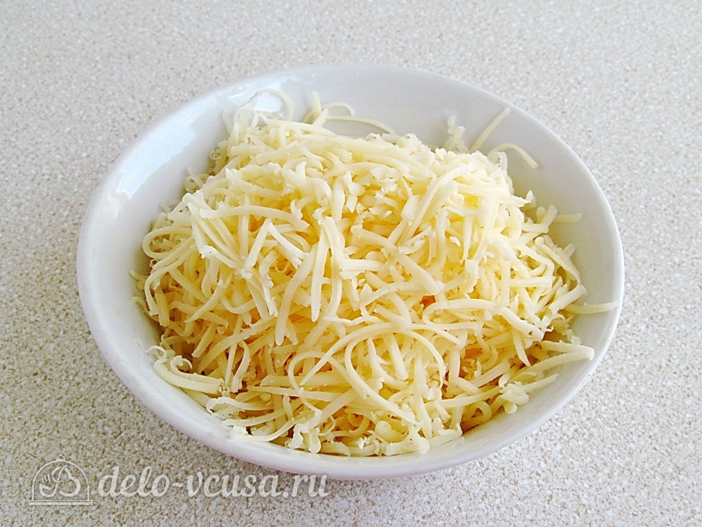 Шаг 4 приготовления Салат с кальмарами и рисом
