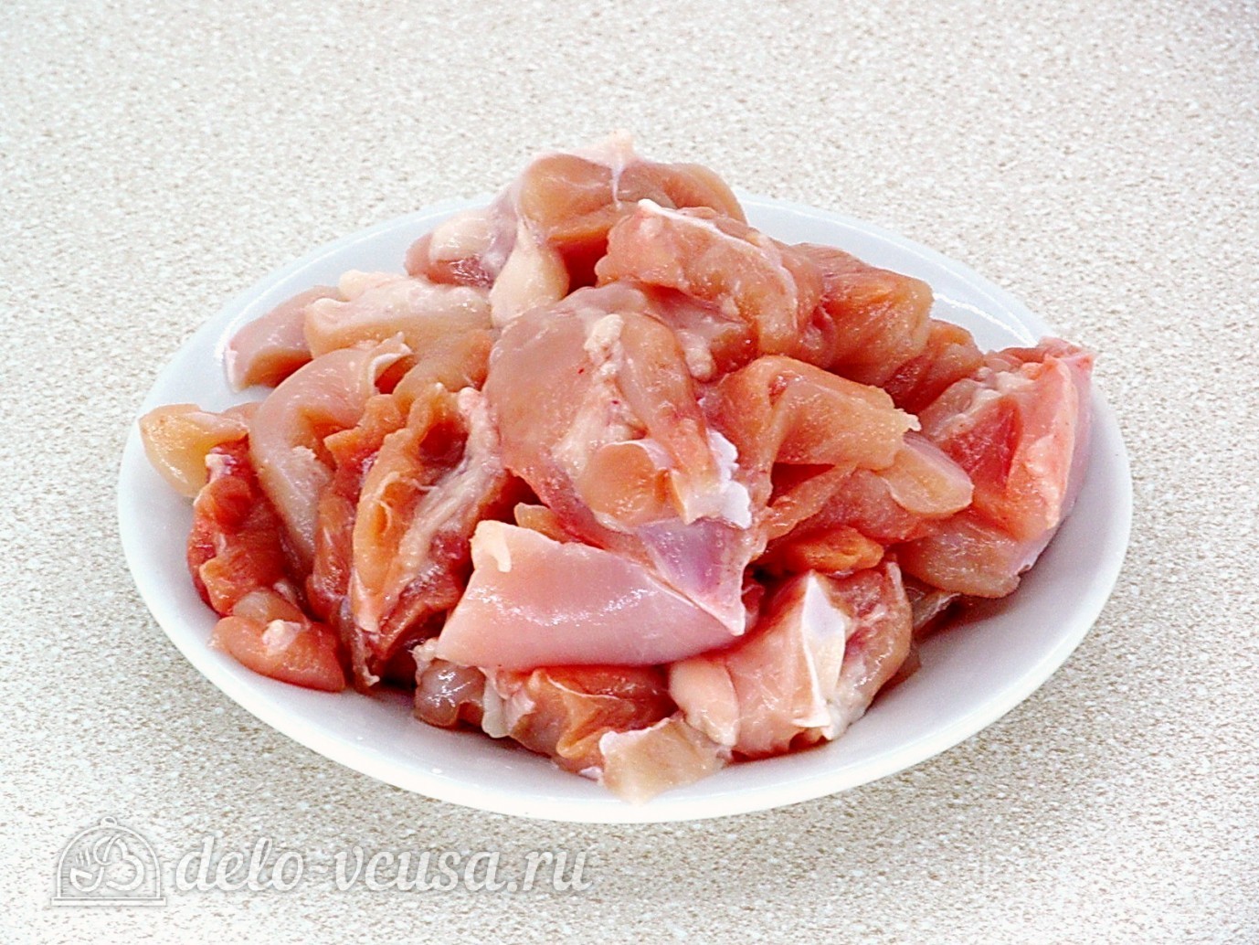 Шаг 3 приготовления Овощное рагу с курицей в мультиварке