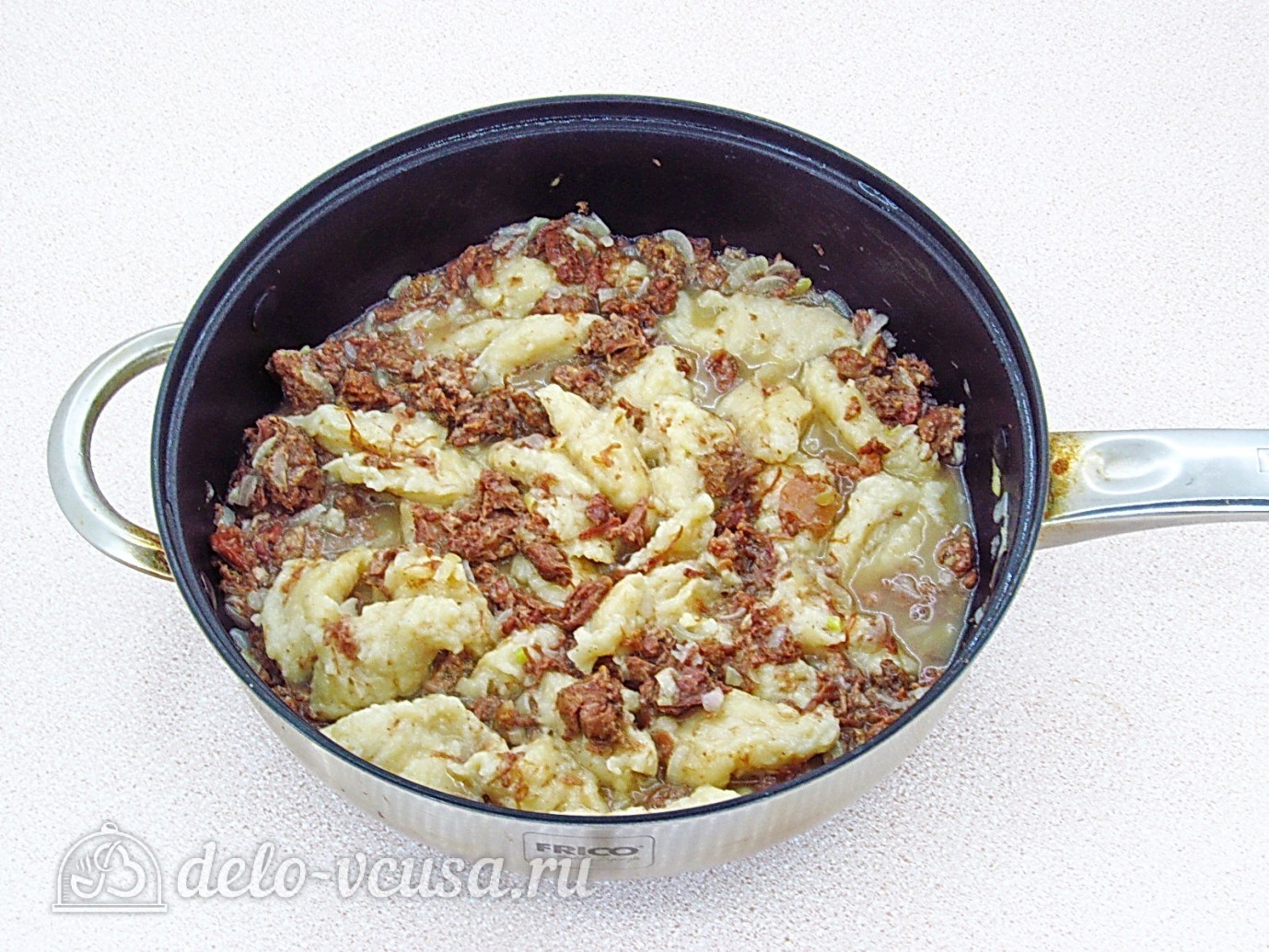 Шаг 11 приготовления Говядина с клецками