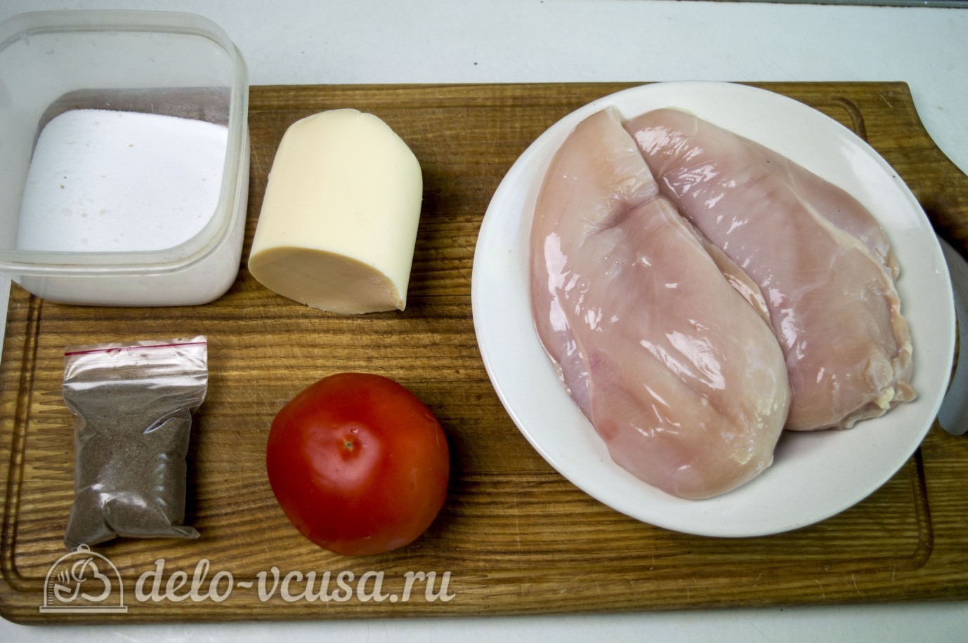 Ингредиенты Курица запеченная с помидорами и сыром Фото ингредиенты Курица запеченная с помидорами и сыром