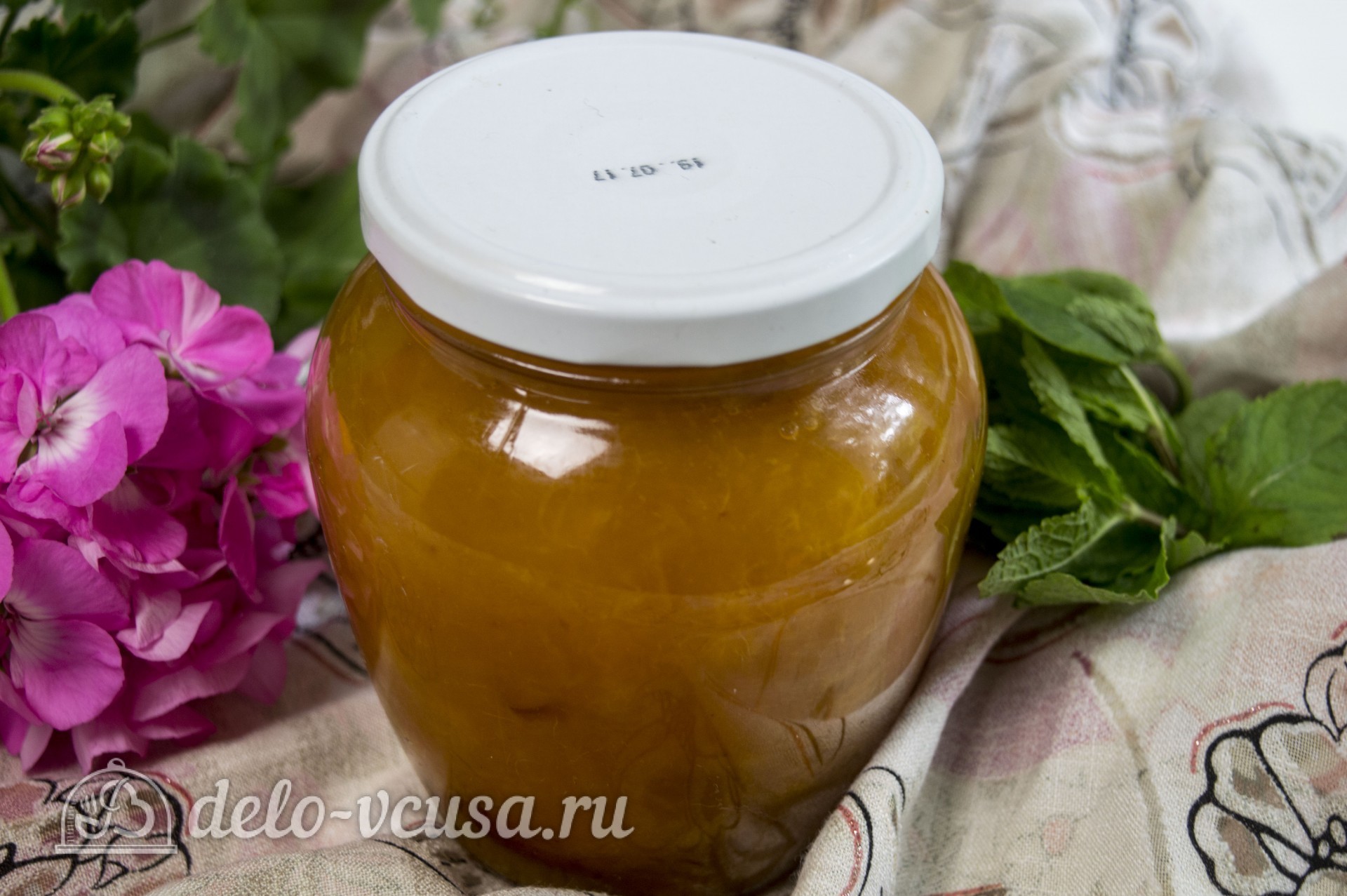 Обложка рецепта Абрикосовое варенье с апельсином