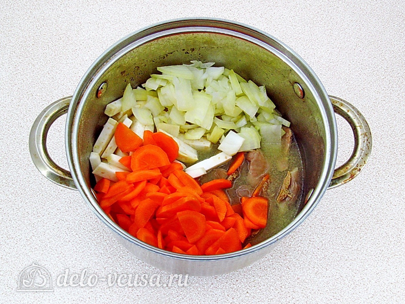Шаг 6 приготовления Куриные желудки, тушенные в сметане