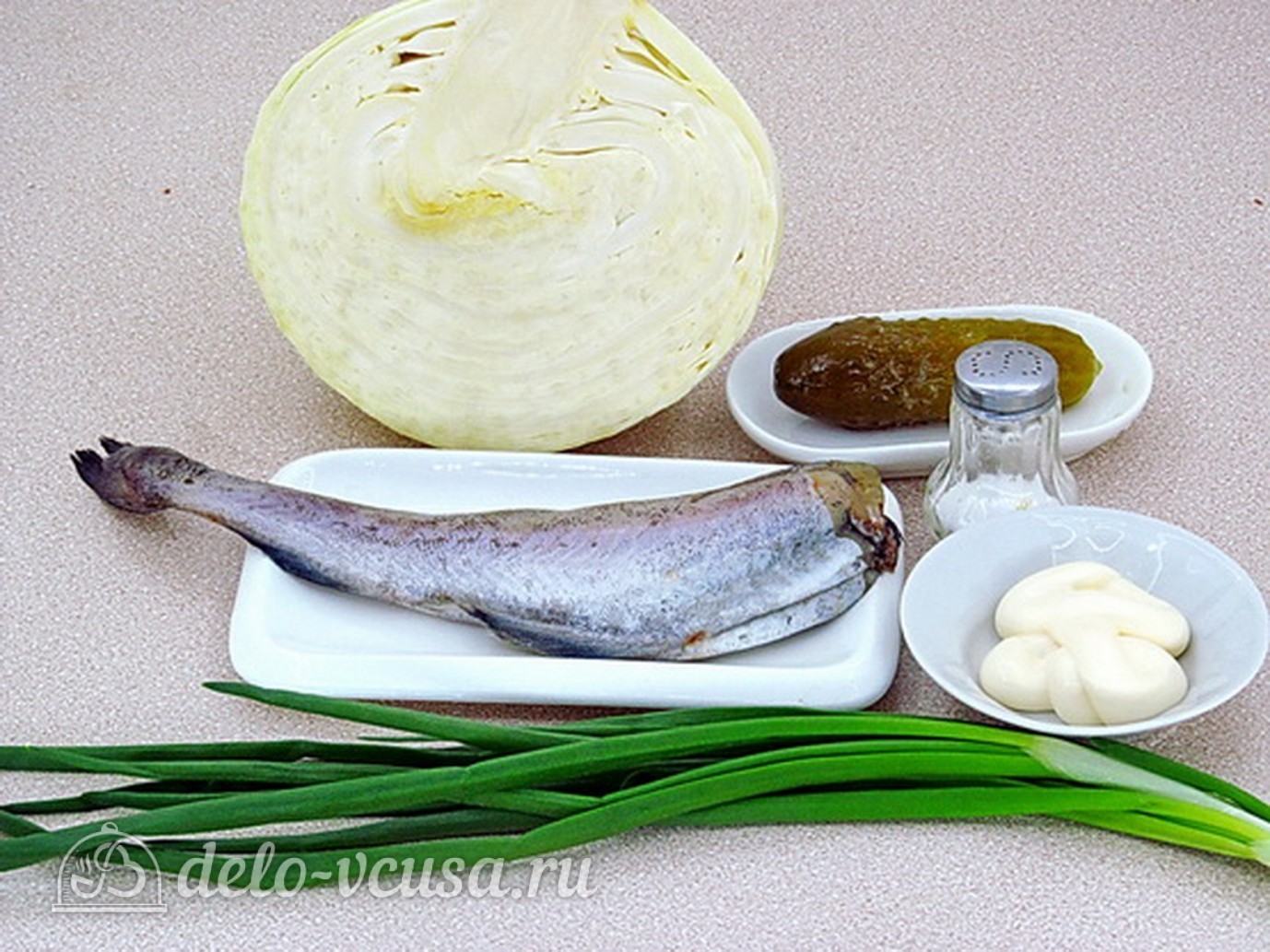Ингредиенты Салат с вареной рыбой и капустой Фото ингредиенты Салат с вареной рыбой и капустой